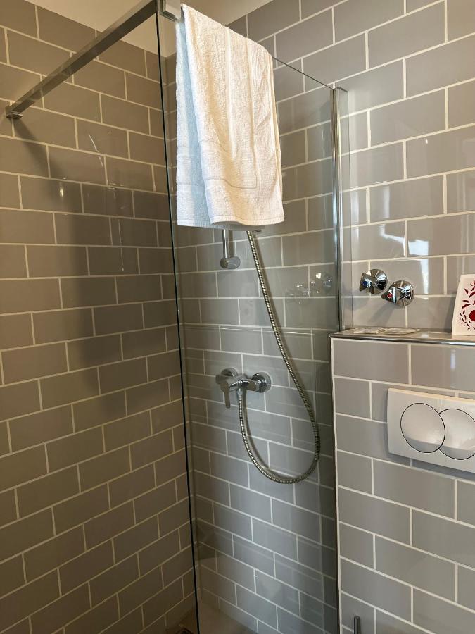 Hotel Fly ' In Offenbach am Main Eksteriør bilde